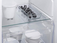 Встраиваемый морозильник Electrolux EUN 92244 AW