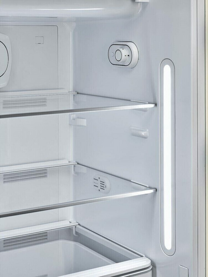 Холодильник Smeg FAB28RX1