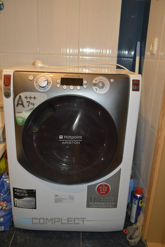 Стиральная машина Hotpoint-Ariston AQS 73F 09
