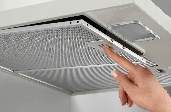 Каминная вытяжка Electrolux EFC 226 V