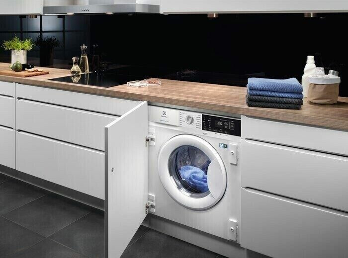 Встраиваемая стиральная машина Electrolux EW7F 447 WI