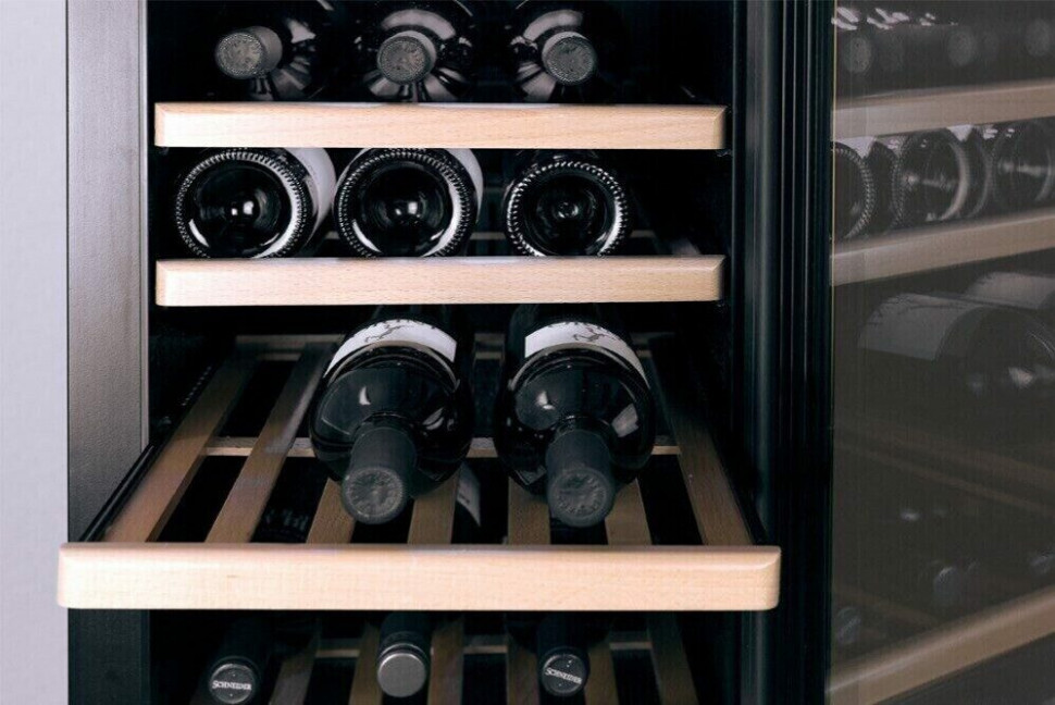 Винный шкаф Caso WineComfort 38