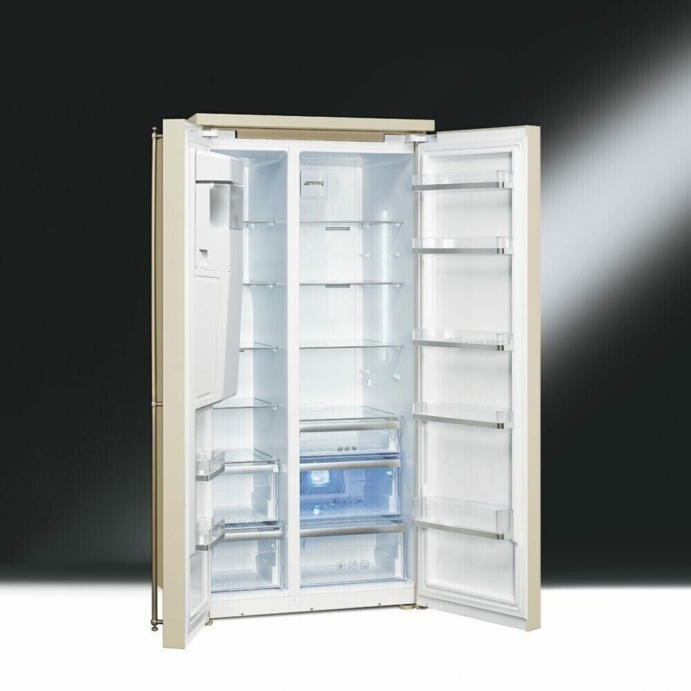 Холодильник Smeg SBS8004P