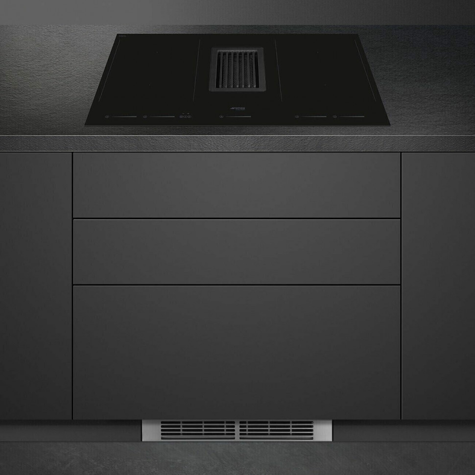 Индукционная варочная панель Smeg HOBD682D
