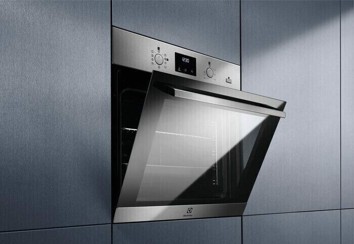 Электрический духовой шкаф Electrolux OED 3H50 X