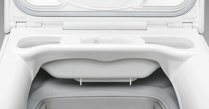 Стиральная машина Zanussi ZWQ 61025