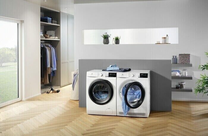 Стиральная машина Electrolux EW6F428BP