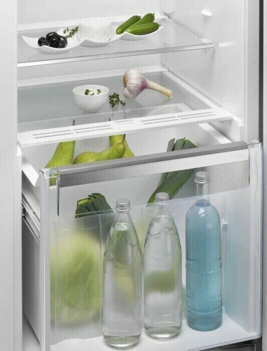 Встраиваемый холодильник Electrolux ERN 93213