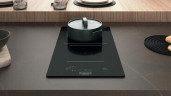Индукционная варочная панель Hotpoint-Ariston HQ 0930S NE
