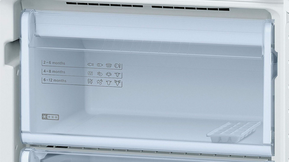 Холодильник Bosch KGN39XW24R