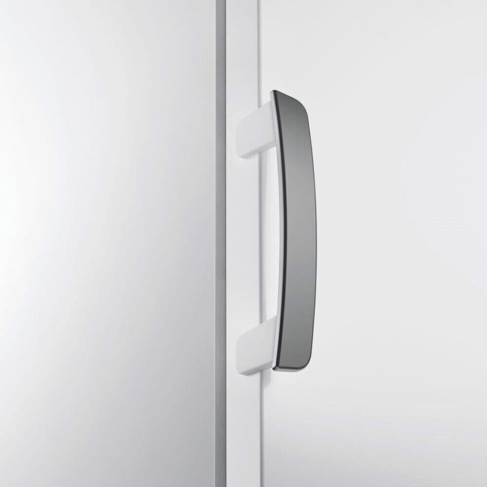 Морозильник Hotpoint-Ariston HFZ 6175 W