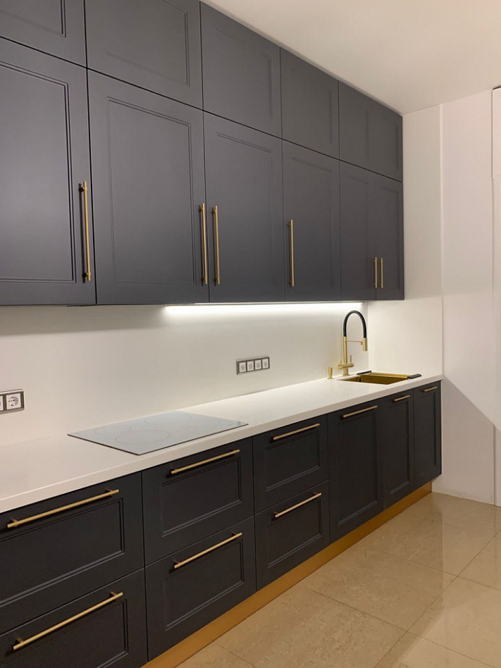 Индукционная варочная панель Korting HI 64042 BW