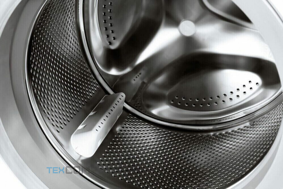 Стиральная машина Whirlpool FWL 61083 W