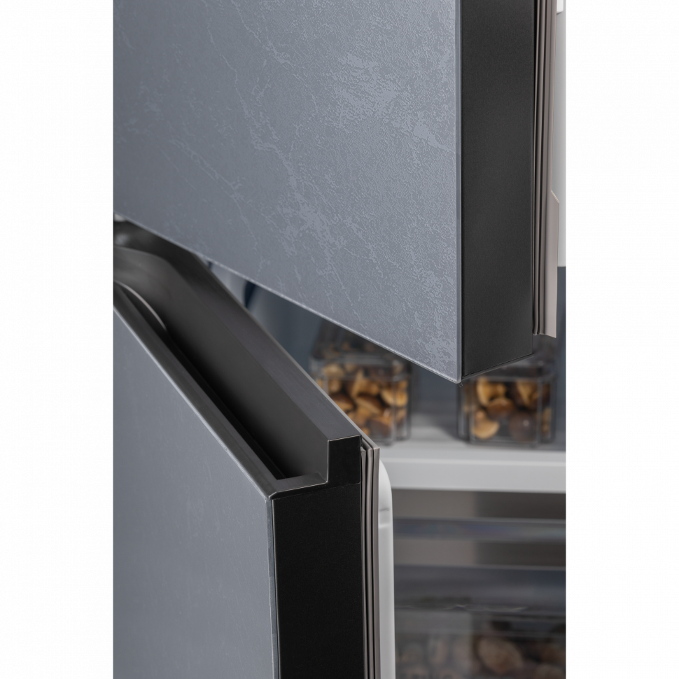 Холодильник Hiberg RFQ-600DX NFGС inverter