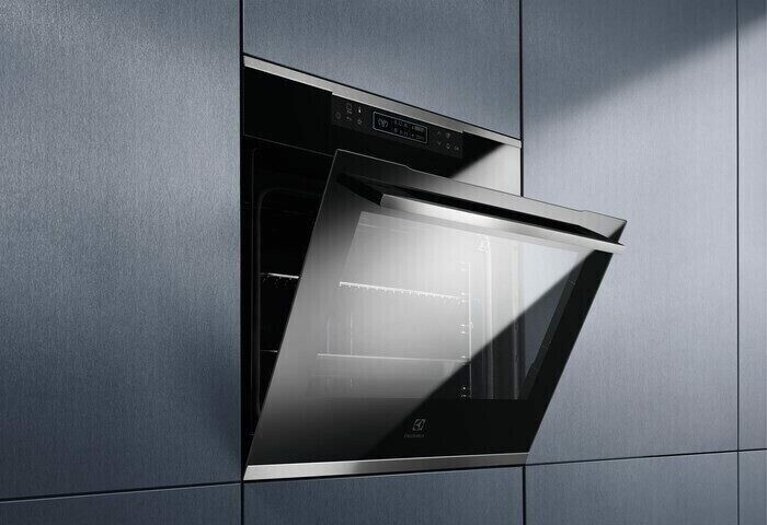 Электрический духовой шкаф Electrolux OKE 8C31X