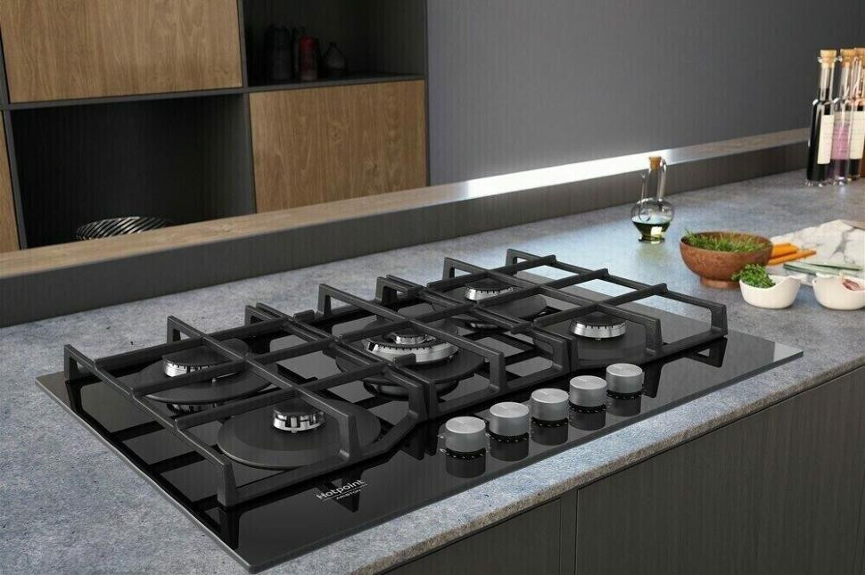 Газовая варочная панель Hotpoint-Ariston HAGS 72F BK