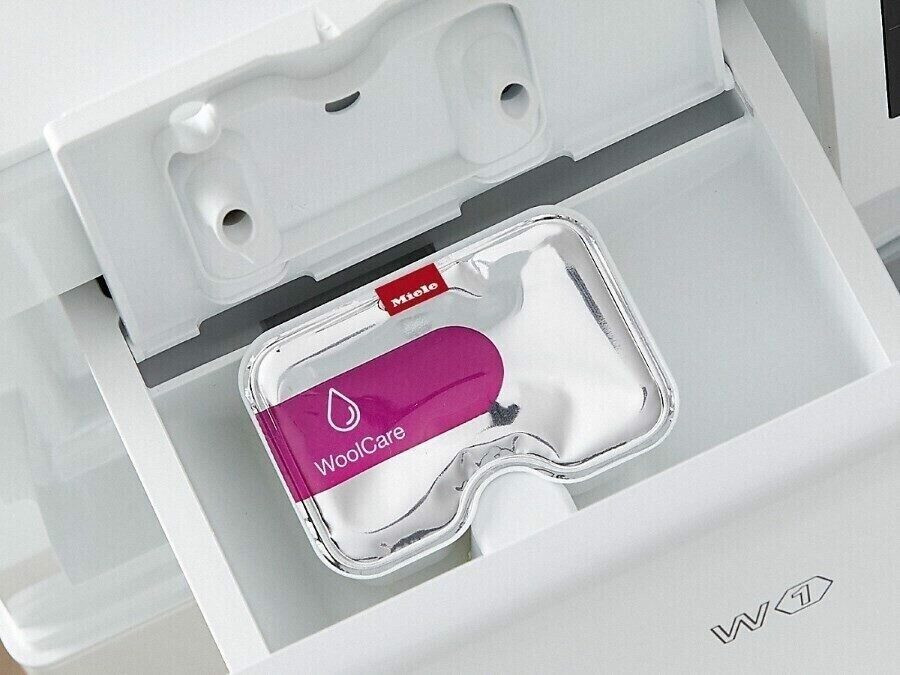 Стиральная машина Miele WCE 670