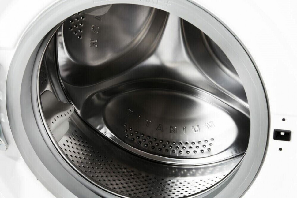 Стиральная машина Whirlpool FWSL 61252 W